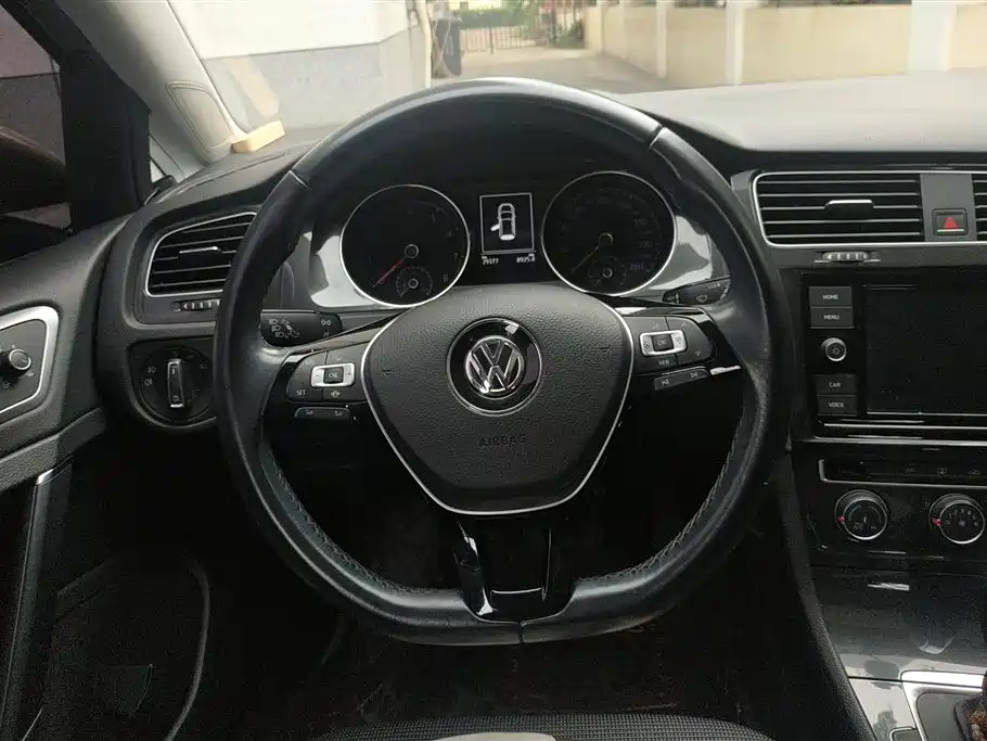 Volkswagen Golf 2019 — фото 15