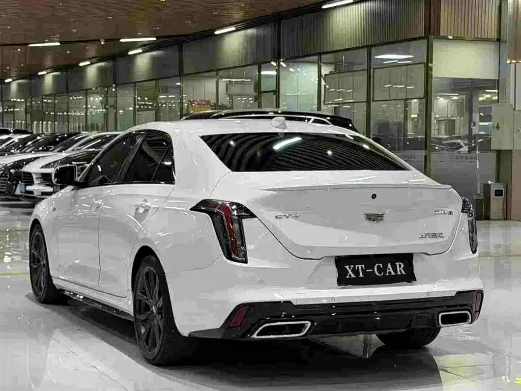 Cadillac CT4 2021 — фото 4
