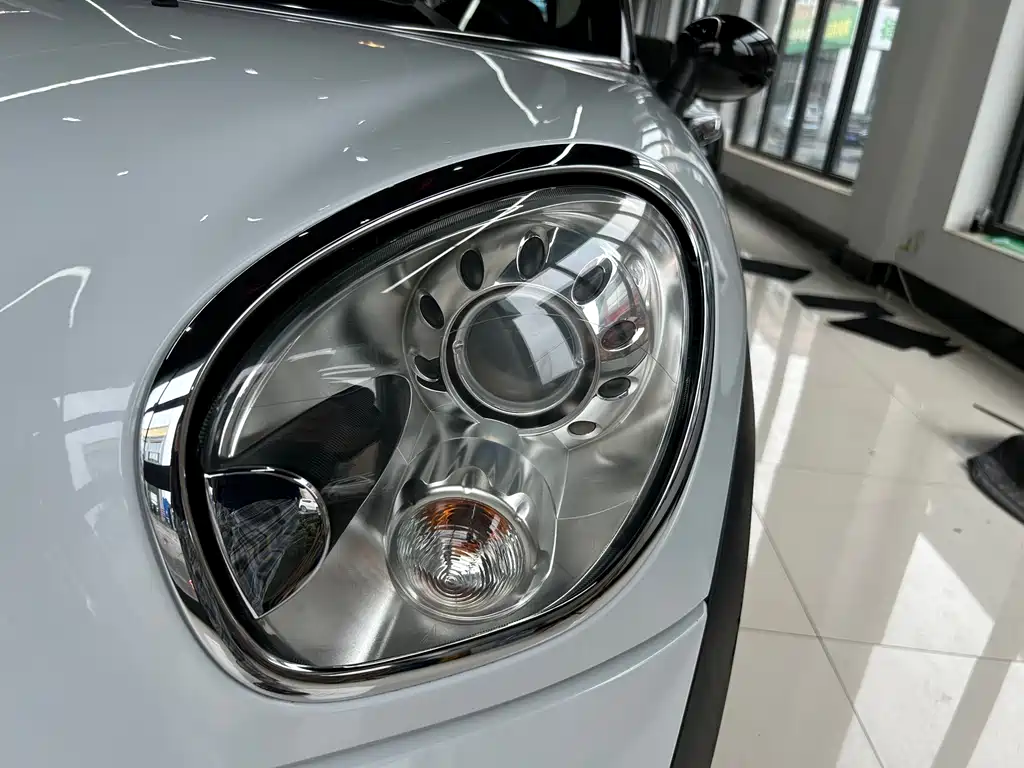 MINI Countryman 2013 — фото 24