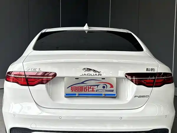 Jaguar XEL 2024