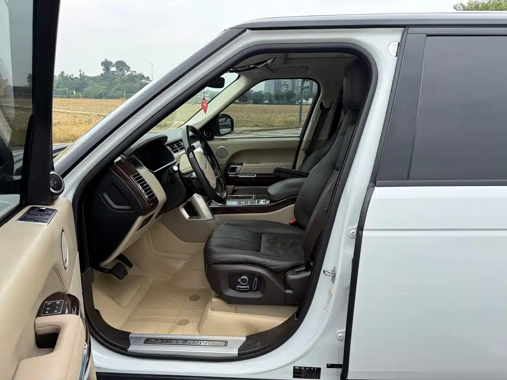 Land Rover Range Rover 2018 — фото 11