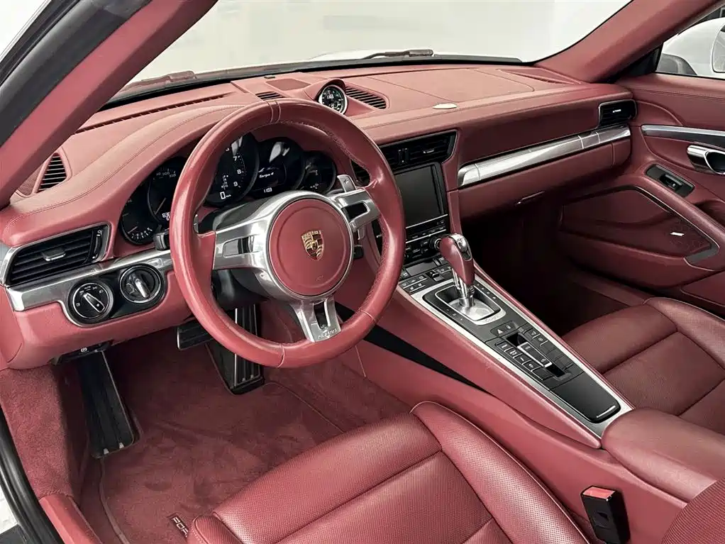 Porsche 911 2015 — фото 10