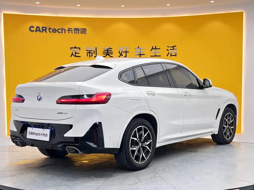 BMW X4 2023 — фото 26