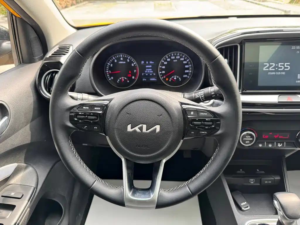 Kia KX1 2022 — фото 19