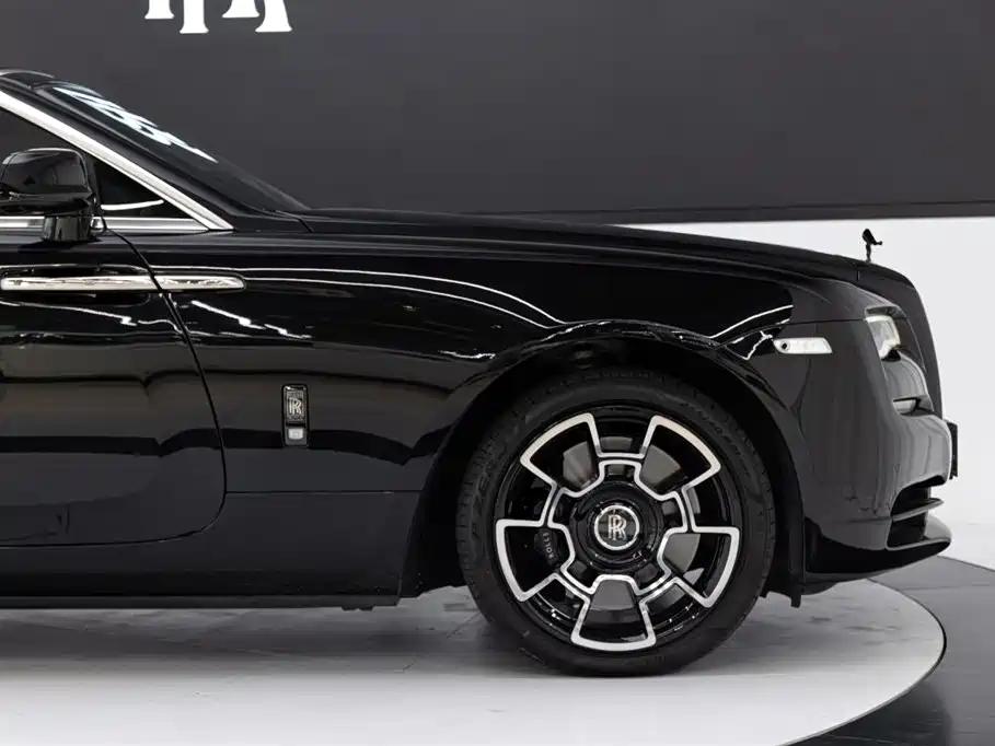 Rolls-Royce Dawn 2019 — фото 23