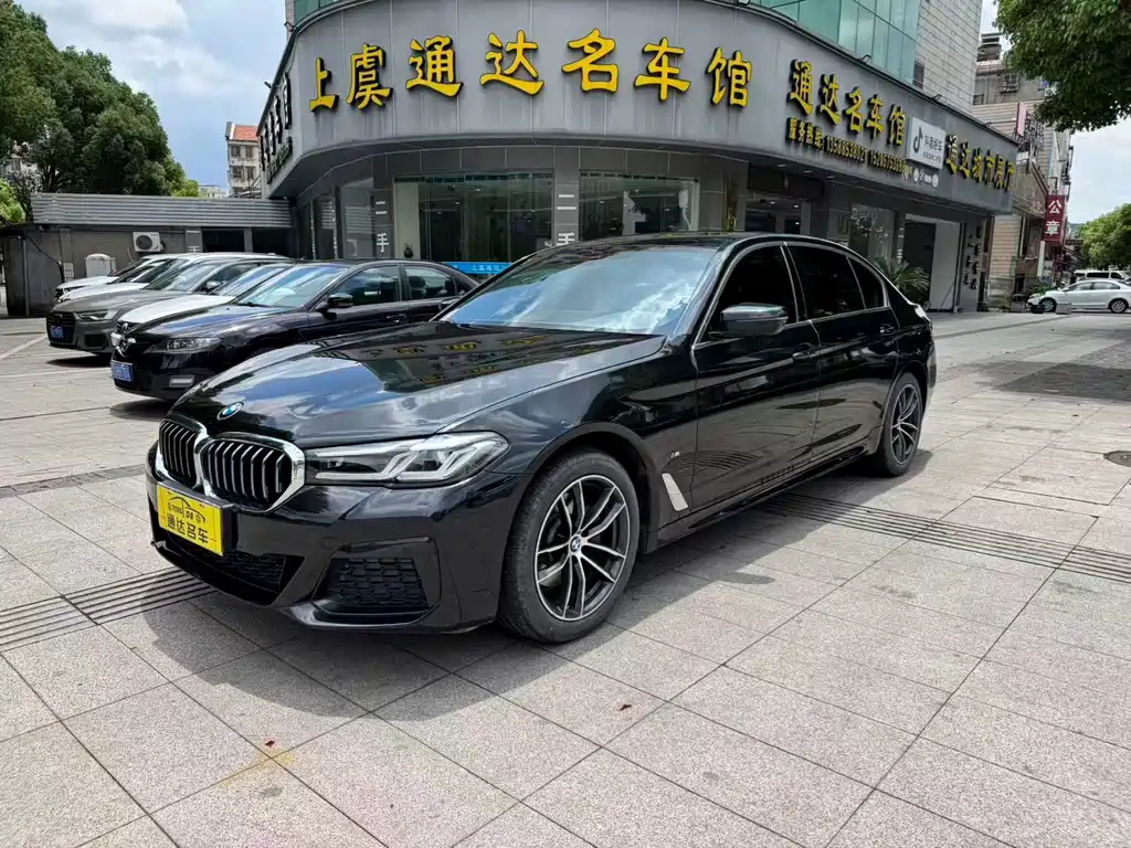 BMW 5 Series 2021 — фото 2