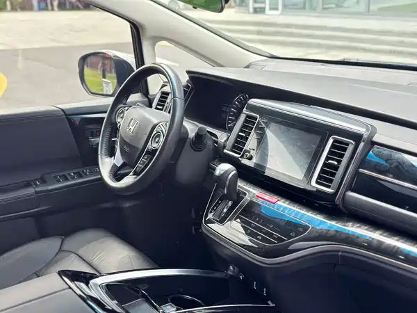 Honda Elysion 2019