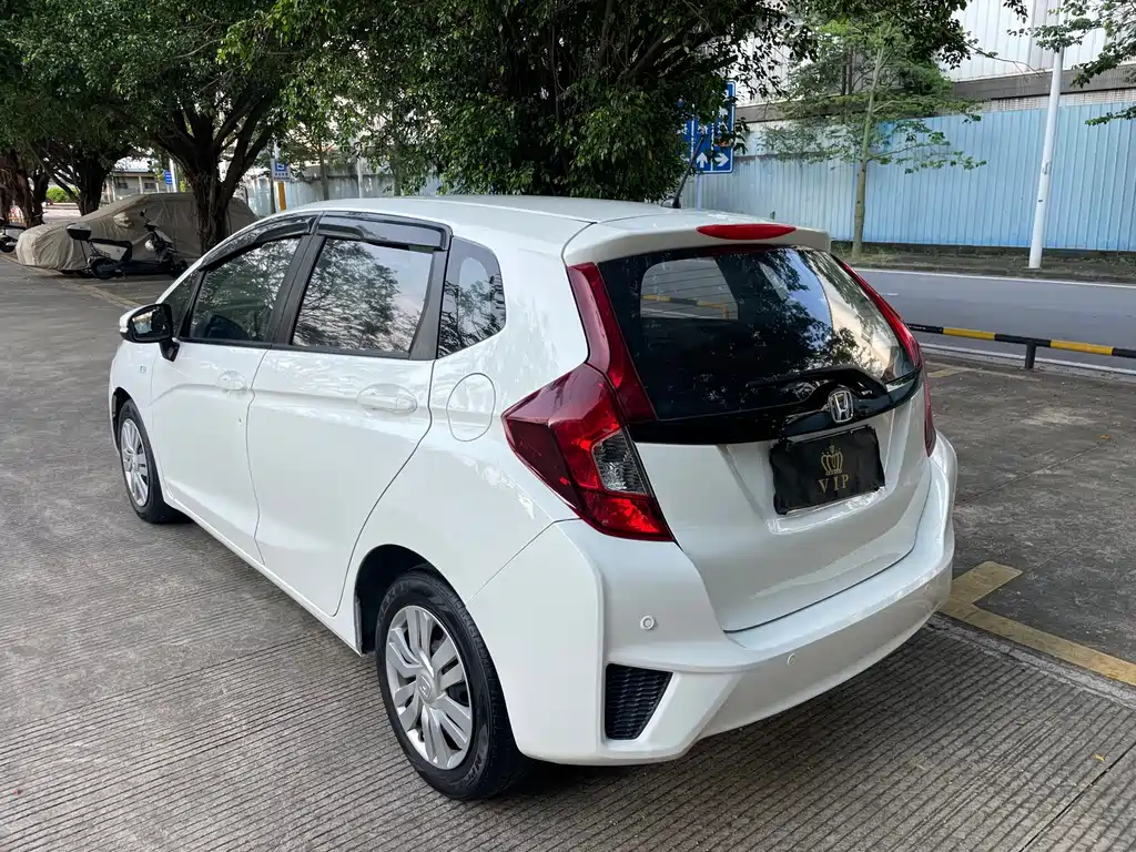 Honda Fit 2017 — фото 11