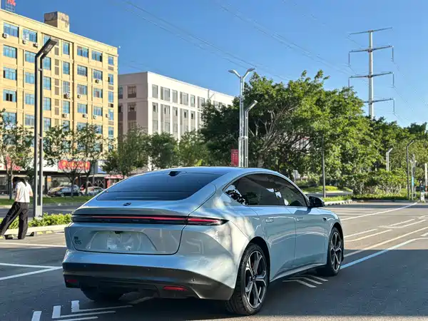 NIO ET5 2023