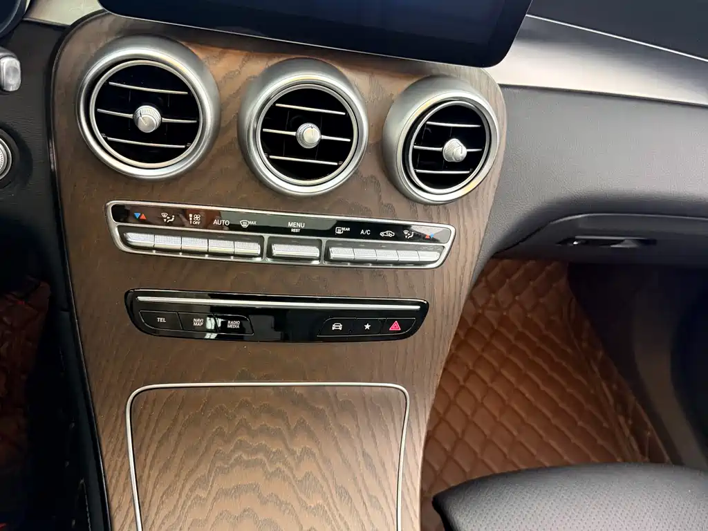 Mercedes-Benz GLC 2022 — фото 10