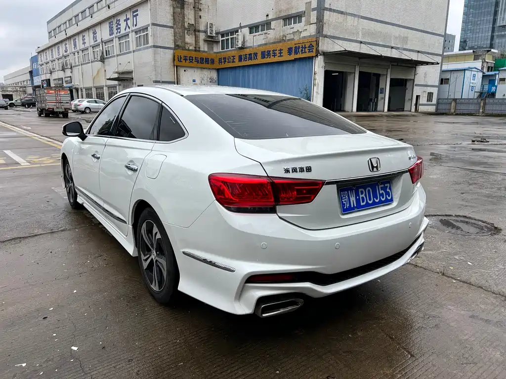 Honda Spirior 2017 — фото 23