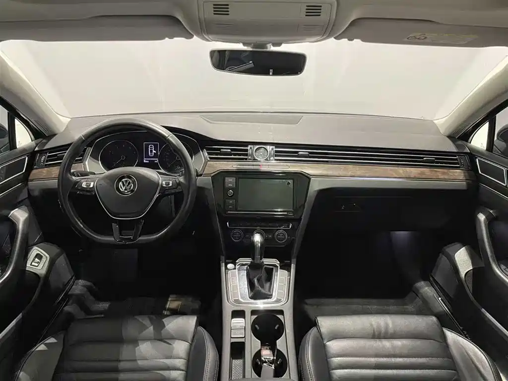 Volkswagen Magotan 2019