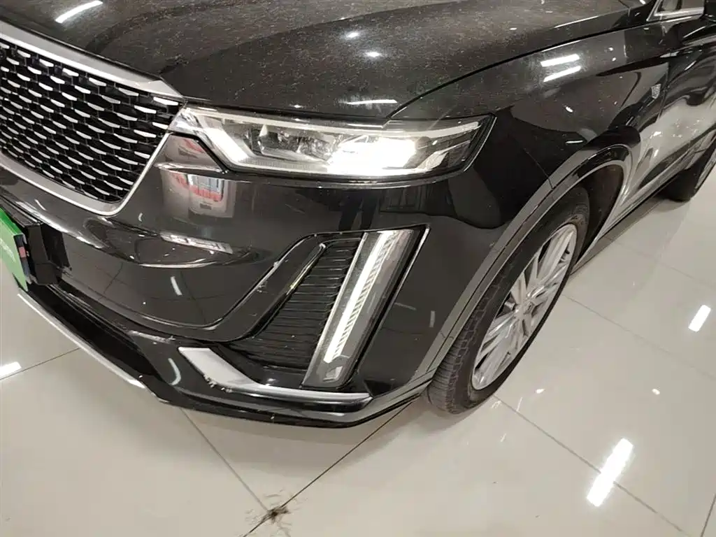 Cadillac XT6 2023 — фото 24