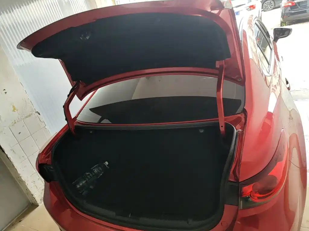 Mazda Atenza 2015 — фото 19