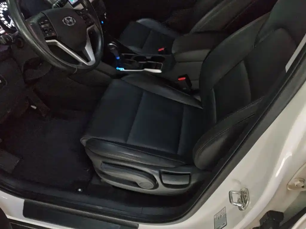 Hyundai Tucson 2019 — фото 15