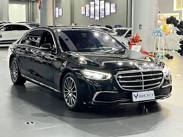 Mercedes-Benz S-Class 2023