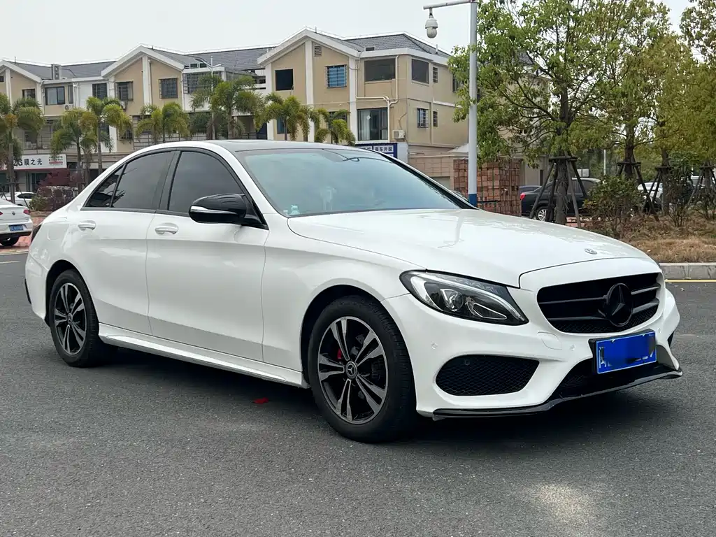 Mercedes-Benz C-Class 2018 — фото 3