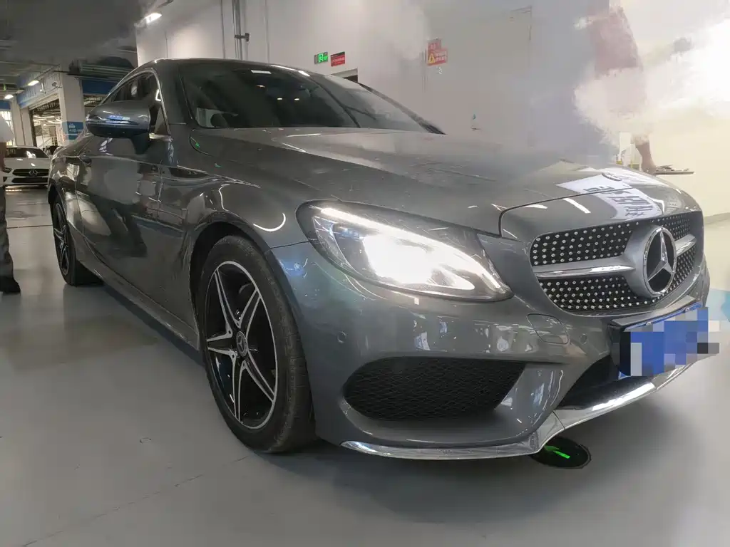 Mercedes-Benz C-Class 2018