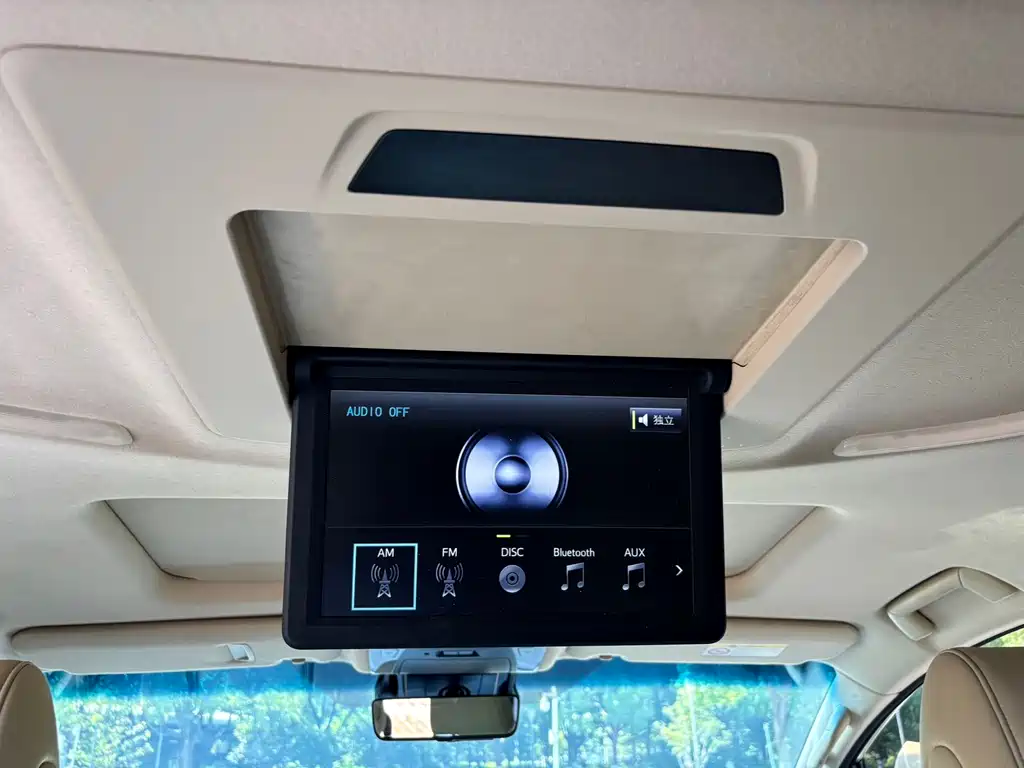 Toyota Alphard 2019 — фото 18