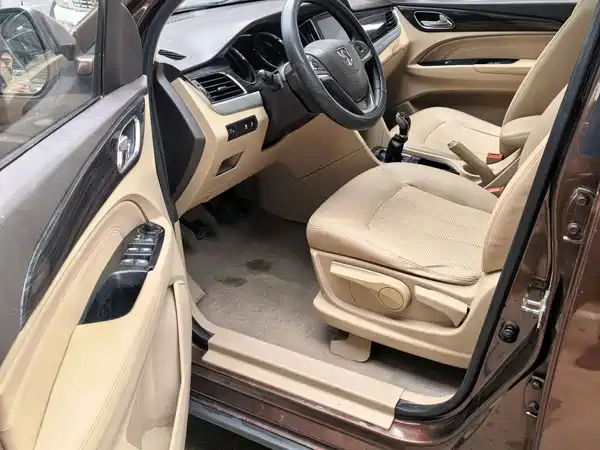 Baojun 730 2016