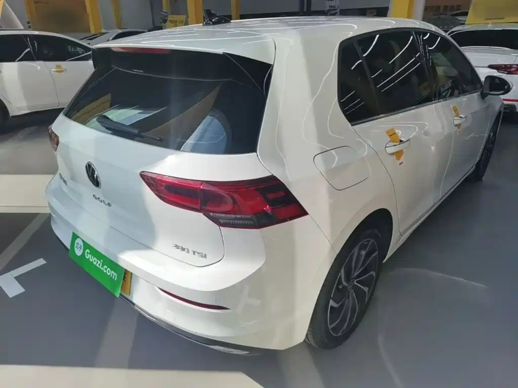 Volkswagen Golf 2023