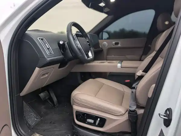 Li Auto L7 2025