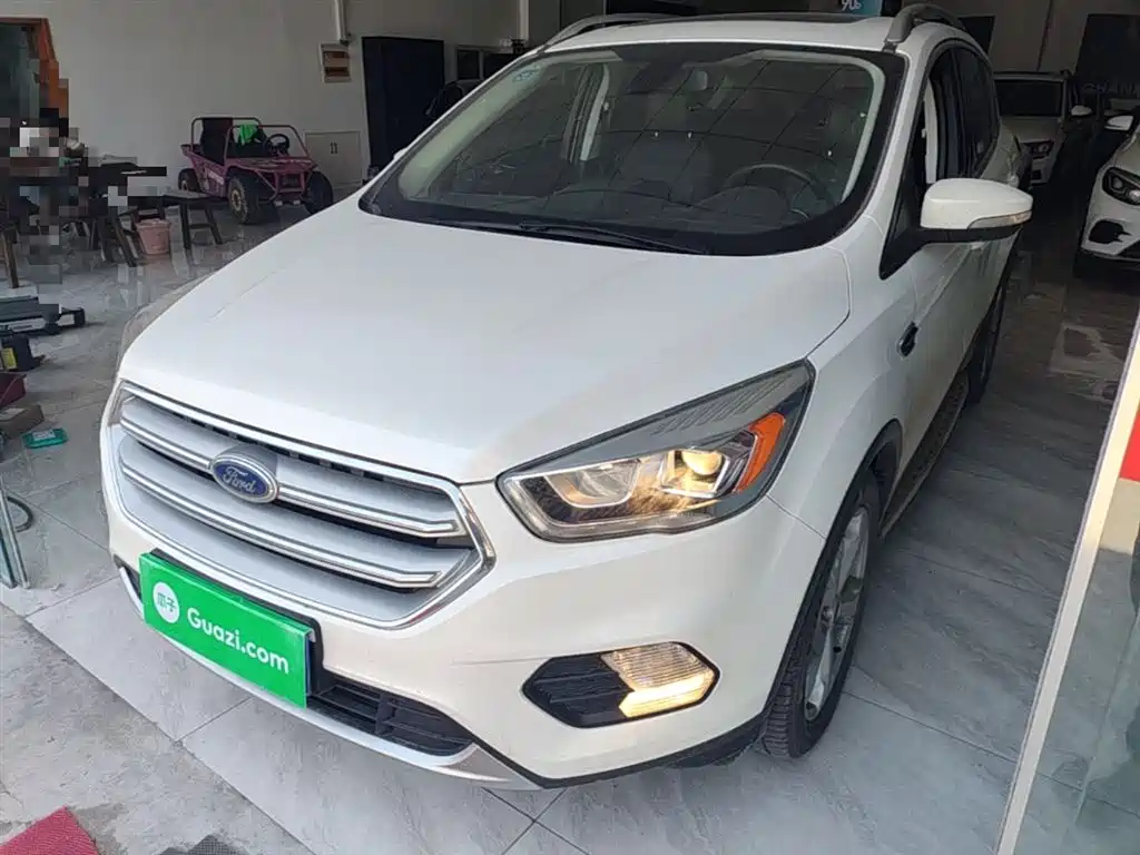 Ford Kuga 2017 — фото 2
