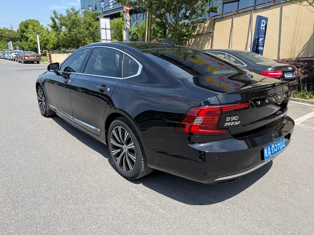 Volvo S90 2022 — фото 4