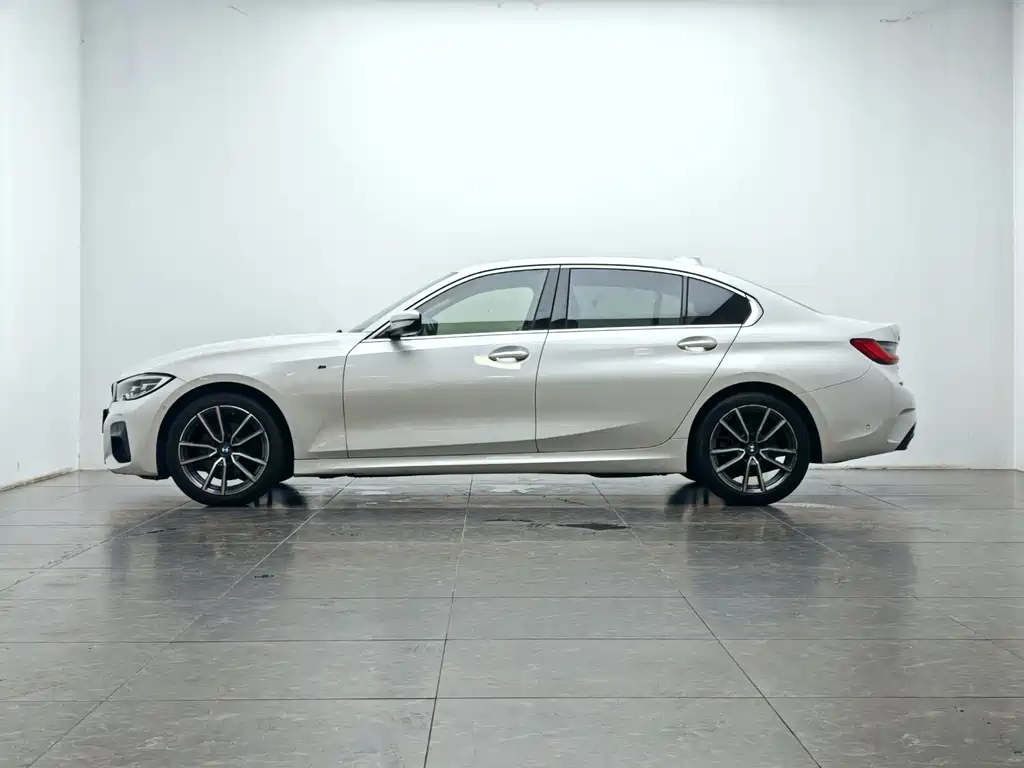 BMW 3 Series 2020 — фото 10