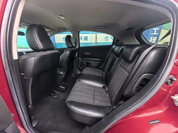 Honda Vezel 2015
