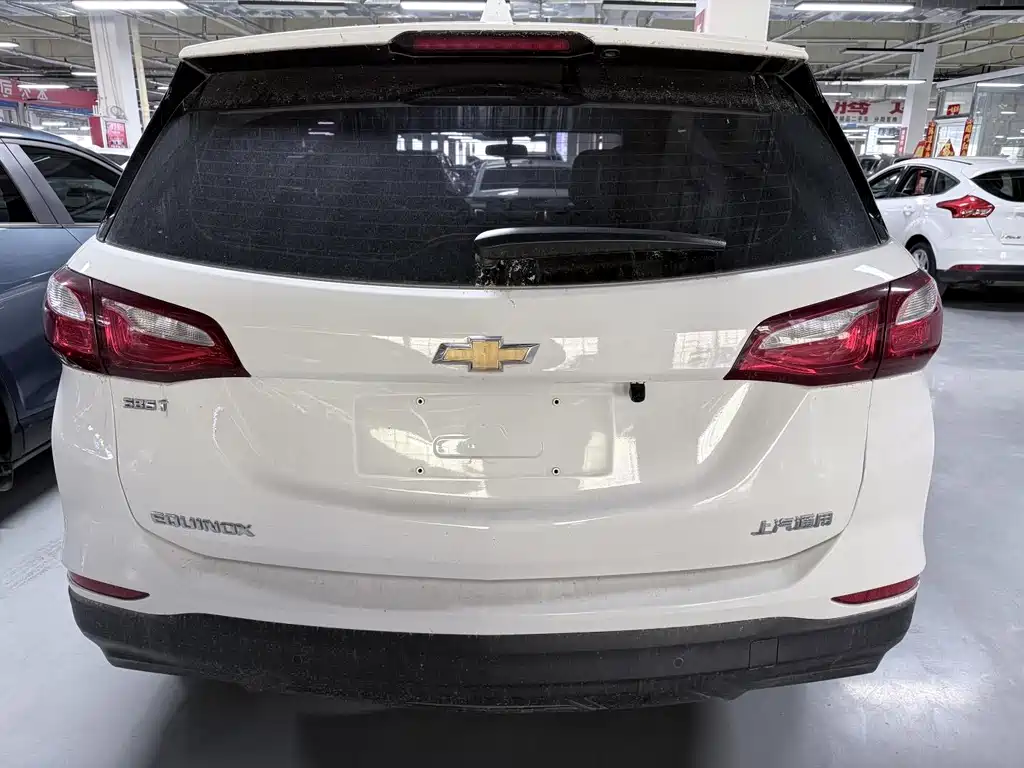 Chevrolet Equinox 2019 — фото 18