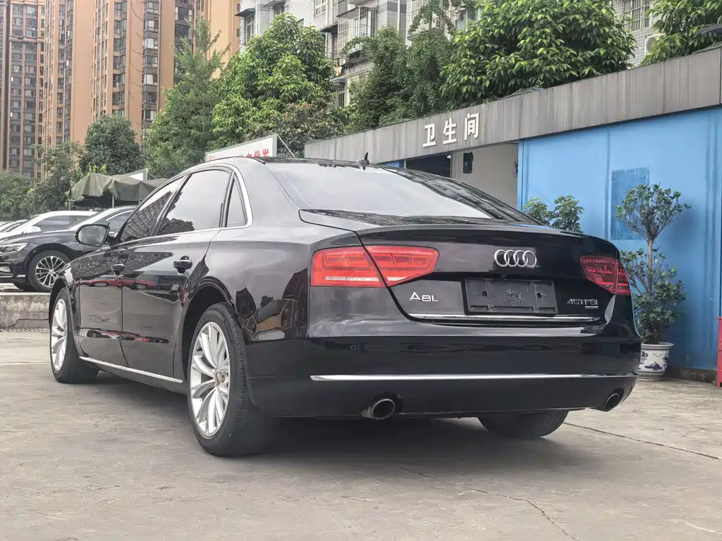 Audi A8 2014