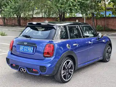 MINI MINI 2019