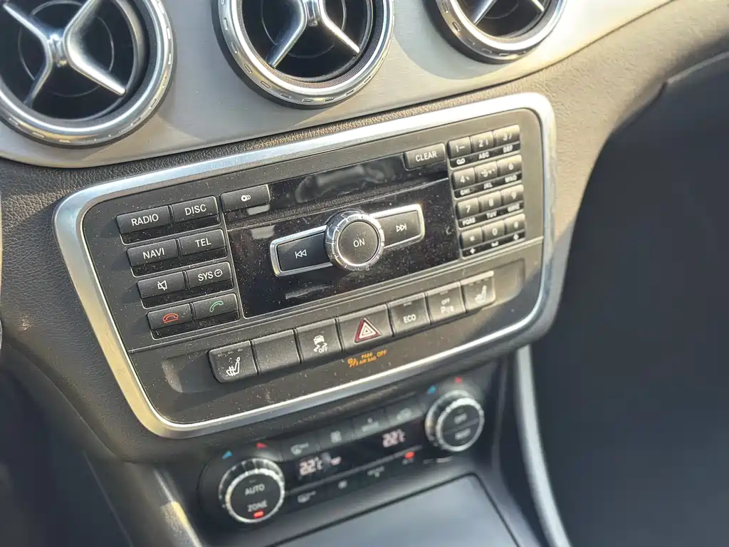 Mercedes-Benz GLA AMG 2015 — фото 26