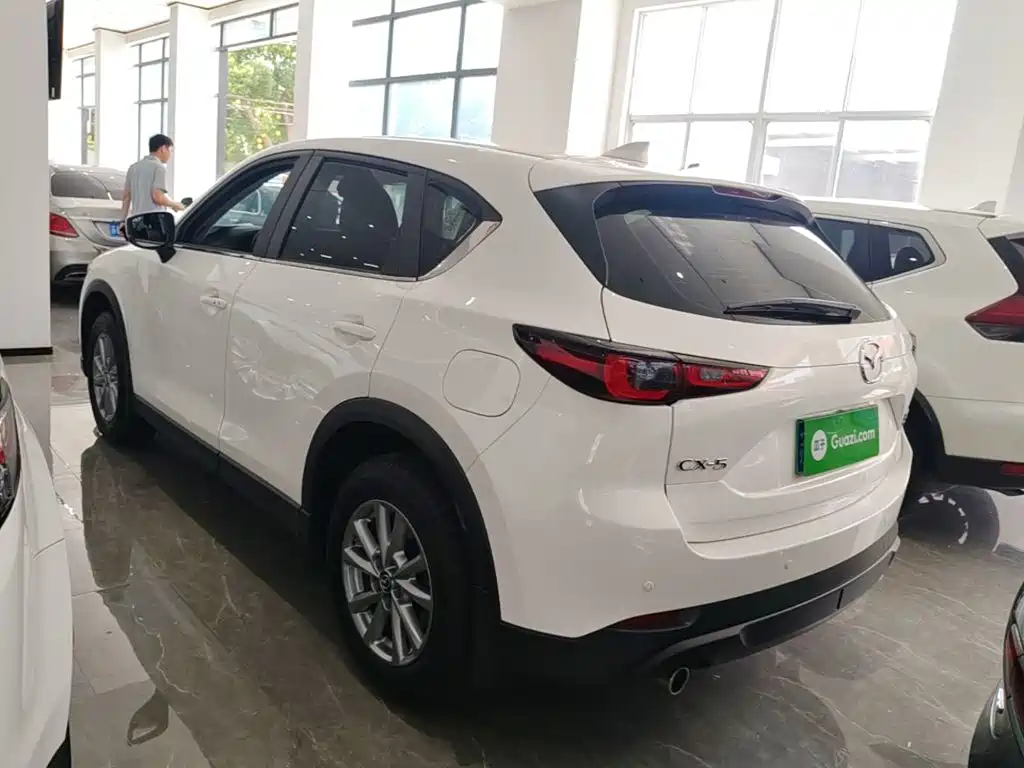 Mazda CX-5 2025