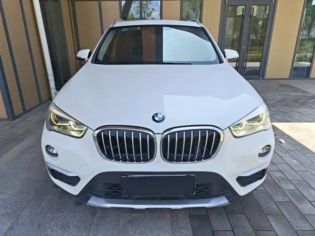 BMW X1 2018 — фото 3