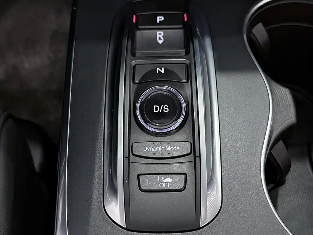 Acura MDX 2018 — фото 18