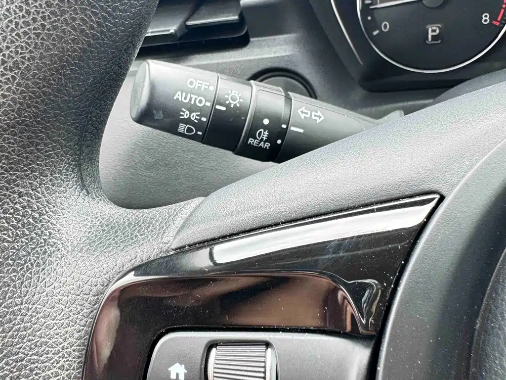Honda Vezel 2023 — фото 25