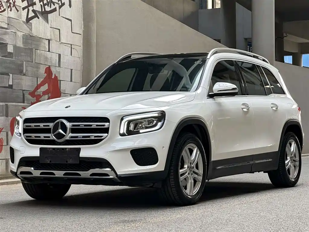 Mercedes-Benz GLB 2021