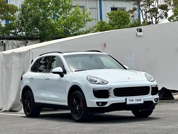 Porsche Cayenne 2015