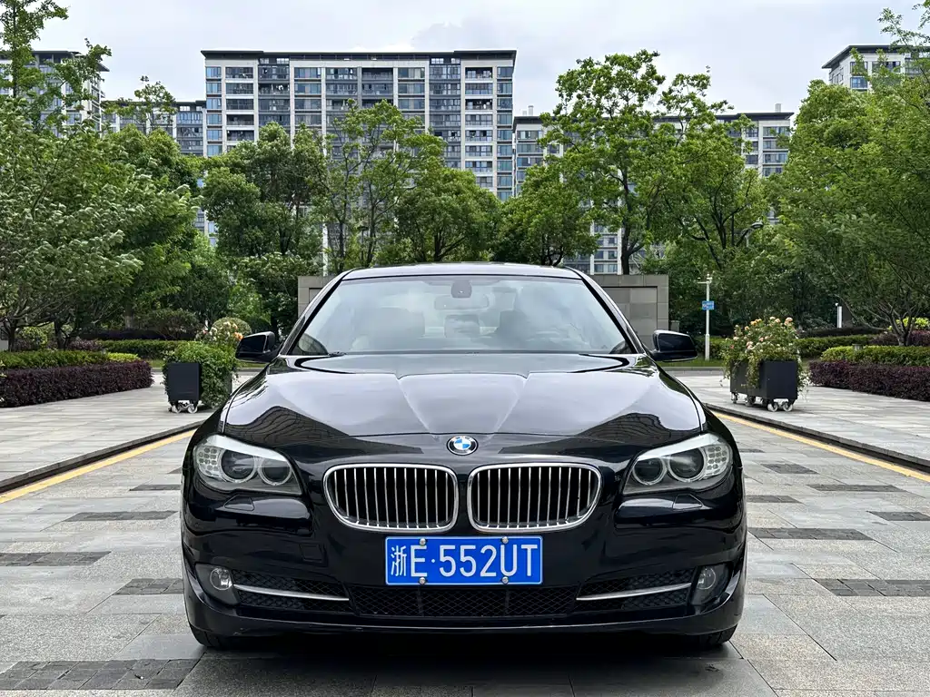 BMW 5 Series 2012 — фото 2