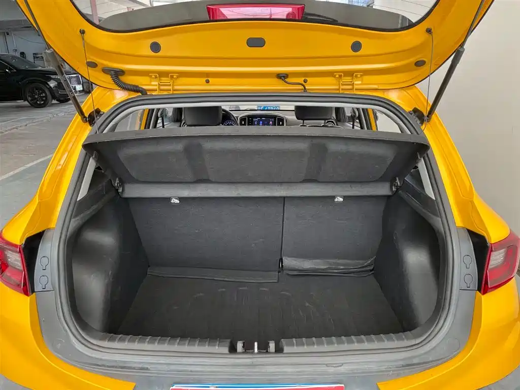 Kia KX1 2019 — фото 17