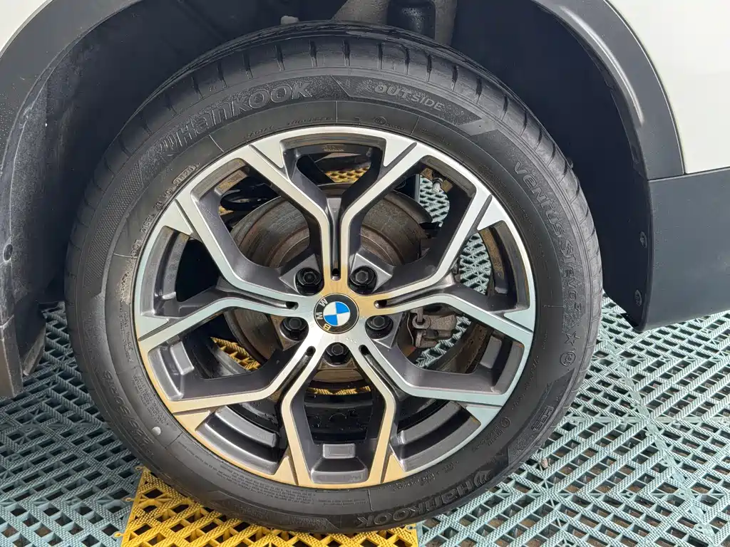 BMW X1 2020 — фото 10