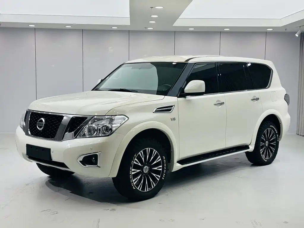 Nissan Patrol 2017 — фото 1