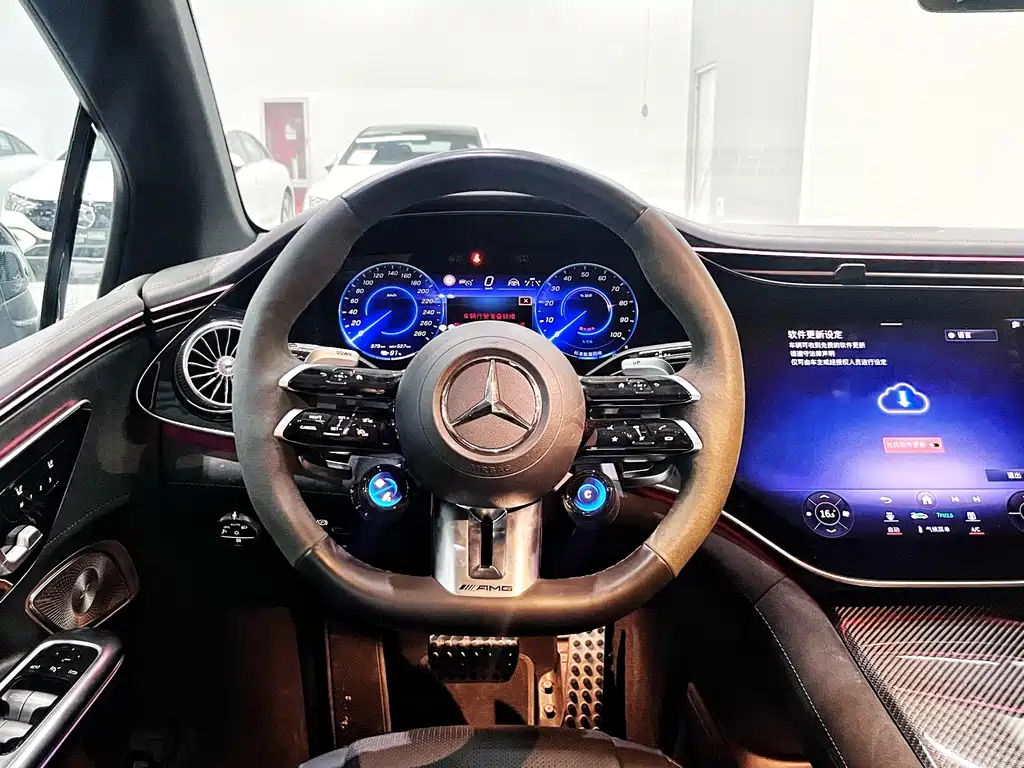 Mercedes-Benz EQE AMG 2023 — фото 10