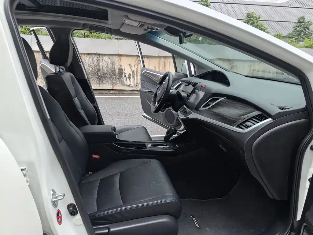 Honda Jade 2019 — фото 32