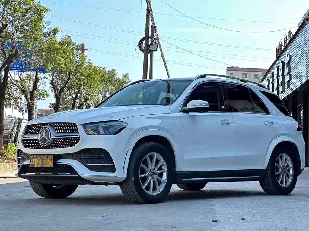 Mercedes-Benz GLE 2019 — фото 1