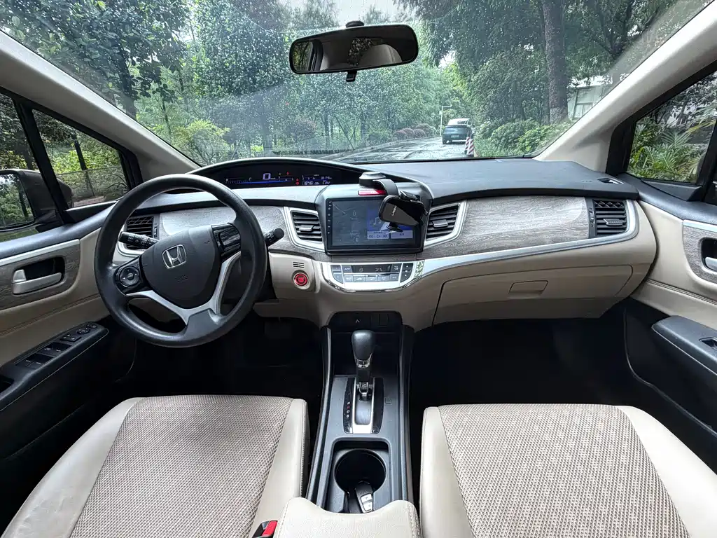 Honda Jade 2018 — фото 11