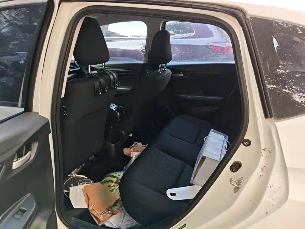 Honda Fit 2018 — фото 13