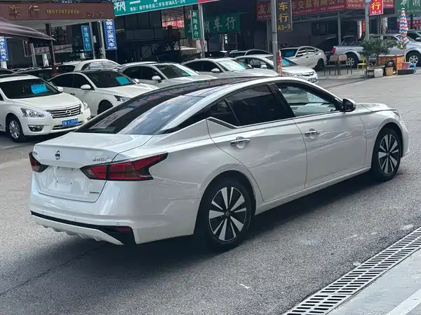 Nissan Teana 2021